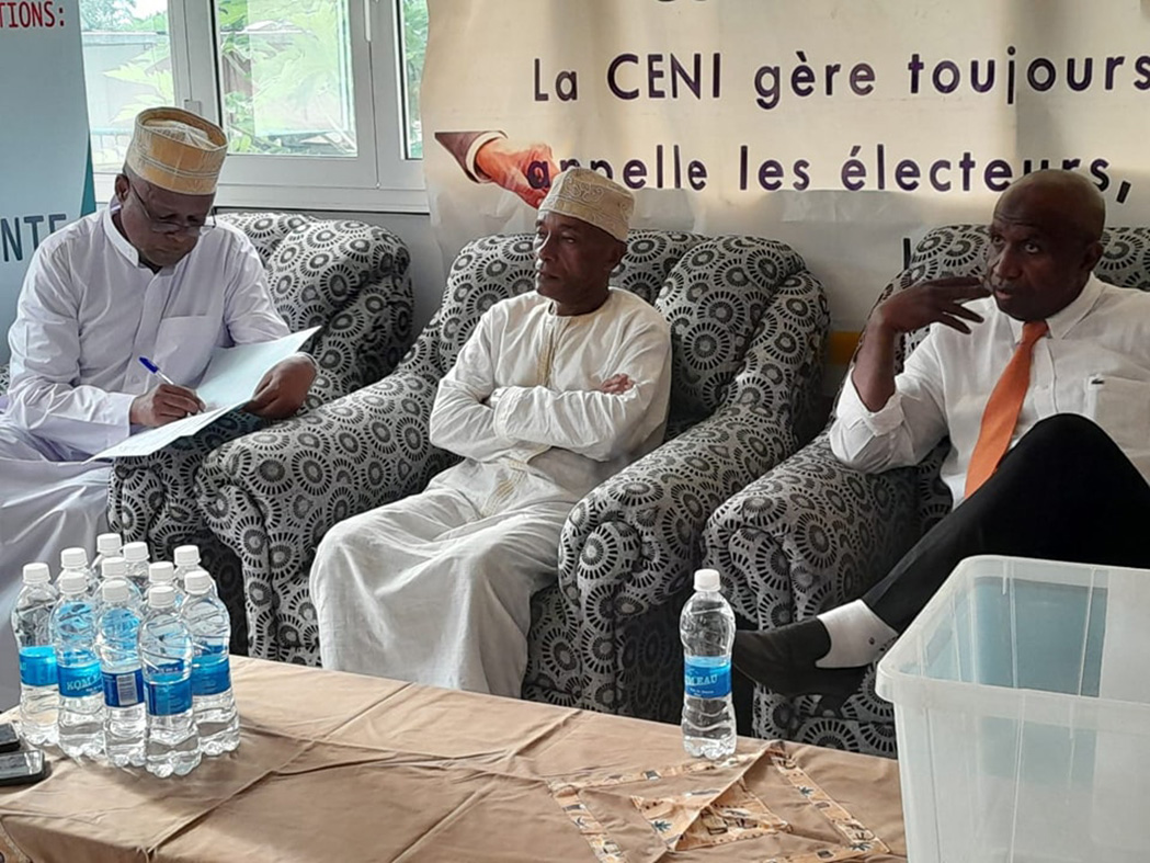 image Cinq candidats refusent de signer la charte